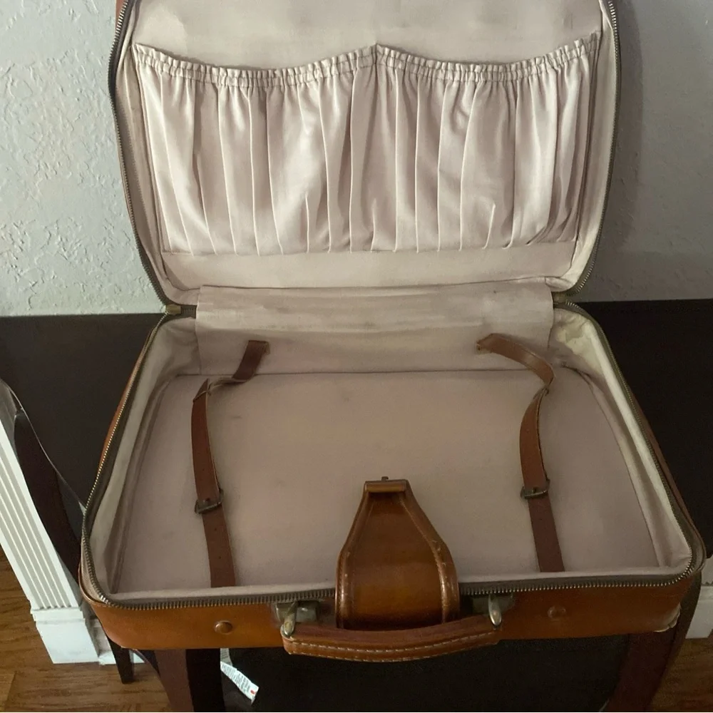 Vintage Brown Leather Suitcase Madmen Briefcase Travel Luggage Retro Midcentury